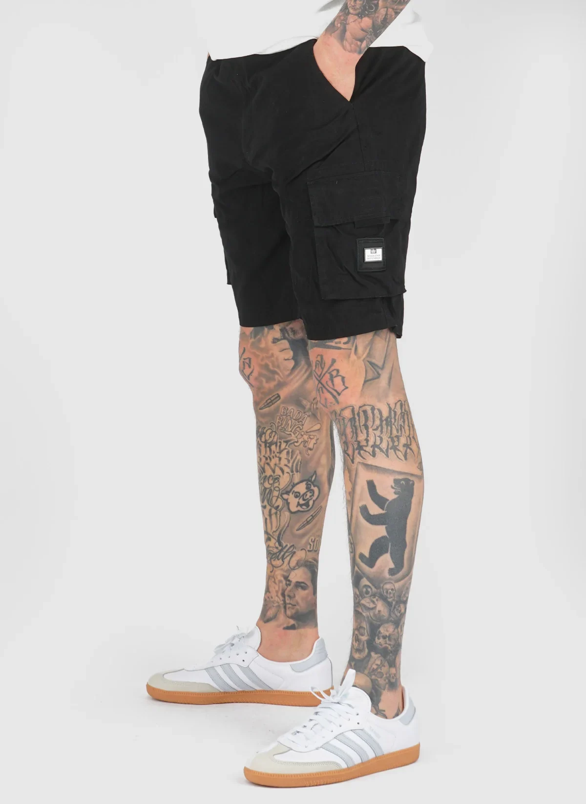 Mascia Cargo Short - Black